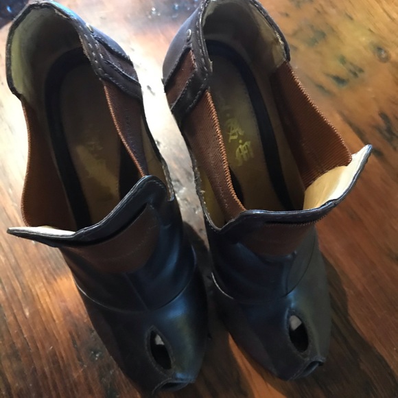 L.A.M.B Brown Booties with Peep Toe - Picture 3 of 4